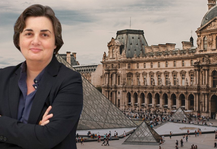 Лувр музейінің директоры отставкаға кетті