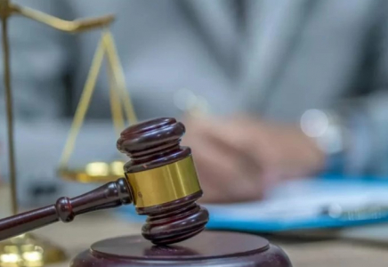 Талдықорғанда Қаңтар оқиғасына қатысқан адамды азаптап өлтірген әуе күштерінің қызметкері сотталды