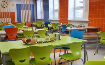 &quot;Баламыздың тамағына телміріп отырады&quot;