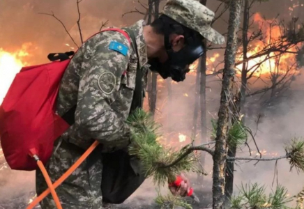 Қостанайдағы өртті сөндіруге атсалысқан әскери қызметшілер бөлімдеріне қайтып оралды