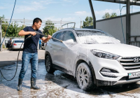 "ӨЗІҢ ЖУ": КӨЛІК ЖУУда көпшілік жіберетін ҚАТЕЛІКТЕР және ПАЙДАЛЫ КЕҢЕСТЕР