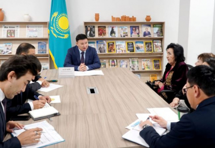 ТҮРКІСТАН: Облыс әкімінің орынбасары тұрғындарды кезекті рет қабылдады