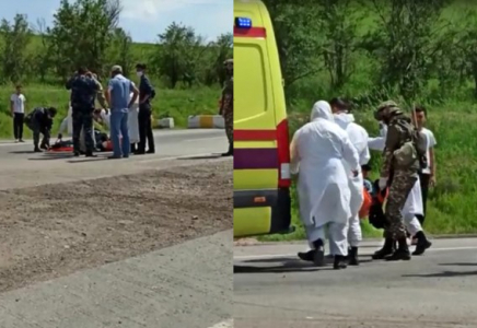 Шымкентте блок-бекетте тұрған полицейді көлік қағып кетті