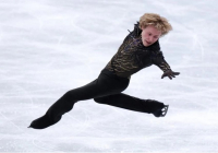 Америкалық мәнерлеп сырғанаушы тыйым салынған элементті орындап, тарихқа енді