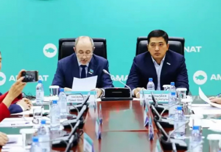 AMANAT партиясы «Әділетпен» бірігу мүмкін