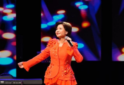 ​«50 ЖЫЛ САХНАДА»: ШЫМКЕНТТЕ РОЗА РЫМБАЕВАНЫҢ МЕРЕЙТОЙЛЫҚ КОНЦЕРТІ ӨТТІ