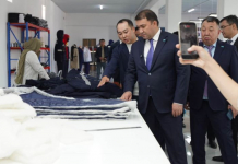 ​ТҮРКІСТАН: Созақта арнайы киім мен қолғап өндіретін цех жұмыс істеп жатыр