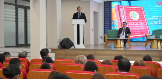 ​Шымкент университеті: Жаңа Ата Заң – жаңғырудың жаршысы