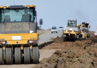 Қарағандыда жол жөндеу кезінде жұмысшыны арнайы техника басып кетті