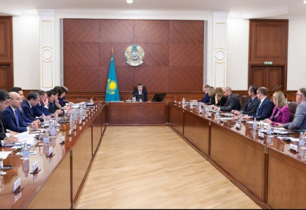 Үкіметте инвестициялық ахуалды жақсарту жөніндегі кеңес отырысы өтті