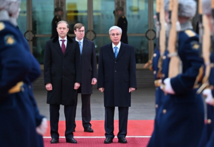 Қасым-Жомарт Тоқаев Ресей Президенті Владимир Путиннің шақыруымен Мәскеуге мемлекеттік сапармен барды