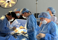 ​Трактор басып кеткен ақмолалыққа аудан тарихындағы ең күрделі ота жасалды