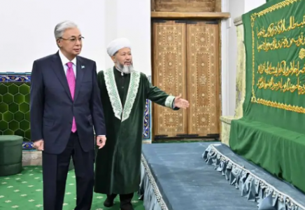 Қасым-Жомарт Тоқаев Түркістан облысына жұмыс сапарымен барды