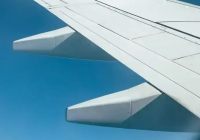 Алматыға бара жатқан екі жолаушы ұшақтан түсірілді