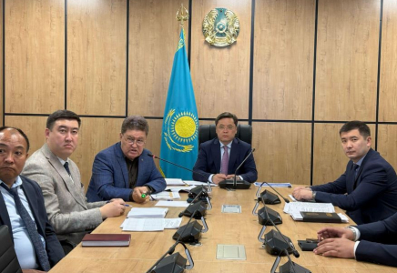 ТҮРКІСТАН: МӘМС жүйесінің қолжетімділігін арттыру жолдары талқыланды
