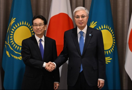 Қасым-Жомарт Тоқаев Komatsu компаниясы директорлар кеңесінің төрағасы Хироюки Огаваны қабылдады