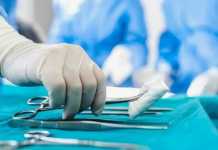 ШЫМКЕНТ: дәрігерлер салмағы 3 келі болатын миоманы алып тастады