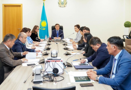 ТҮРКІСТАН: Жасөспірімдердің қауіпсіздігін сақтау, құқығын қорғау мәселелері талқыланды