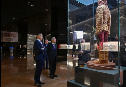 Қасым-Жомарт Тоқаев пен Александр Стубб Ұлттық музейге барды Қасым-Жомарт Тоқаев пен Александр Стубб Ұлттық музейге барды