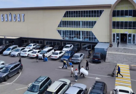 Қайрат Сатыбалдының ұлына тиесілі болған “Байсат“ базары сатылымға шығарылды