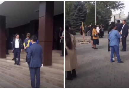 Талдықорған әкімдігінде сыпырғыш тұтанып, қызметкерлер эвакуацияланды