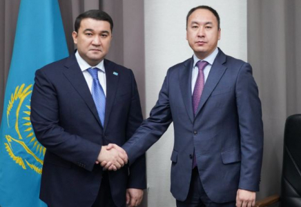 ТАҒАЙЫНДАУ: Түркістан облысы әкімінің жаңа орынбасары таныстырылды