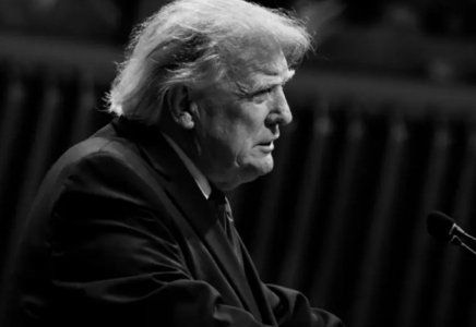 Трамп ЖИ-ге ресми түрде жаңа атау берді, енді ол - “суперинтеллект“