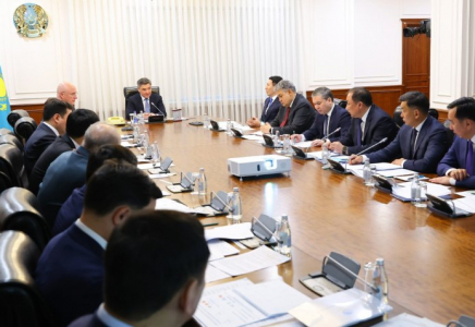 Үкіметте Президенттің транзиттік-көлік саласын дамыту жөніндегі тапсырмаларының орындалу барысы қаралды