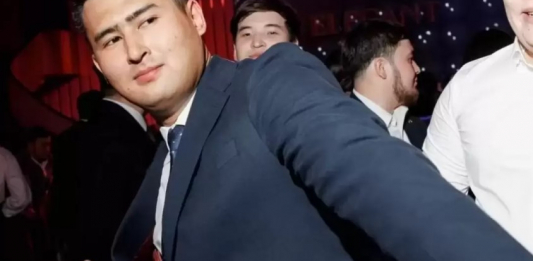 Беташарда миллиондап ақша шашқан депутат жазаланды