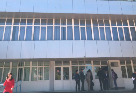 Қарағандыдағы ауған студенттері биліктен Қазақстанда қалдыруды сұрайды