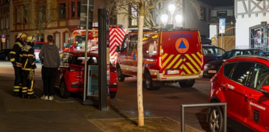 Германияда тұрғын үйге метеориттің сынықтары құлады 