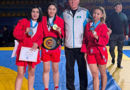 Түркістандық спортшылар ел чемпионатында 11 медаль еншіледі