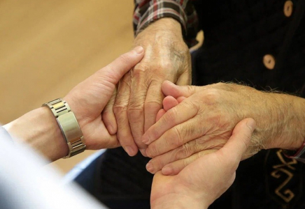 СЕНІМДІ қадамдар жасау - күйзелістен алып шығуға көмектеседі