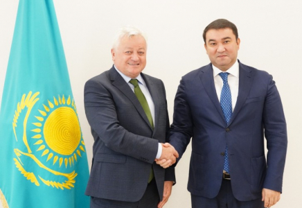Түркістан облысының әкімі Молдова Республикасының елшісімен кездесті