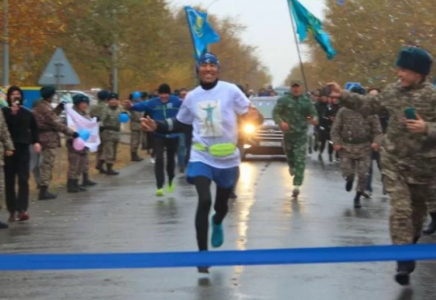Әскери қызметші 2 тәулік ішінде 350 шақырым жүгіріп, рекорд жаңартты