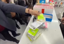 ​Алаяқтарға арналған 3 мың сим-карта: Шымкентте интернет-алаяқтарға қызмет көрсеткендер ұсталды