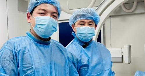 ​Шымкенттік дәрігерлер қарияның аяғын ампутациядан аман алып қалды