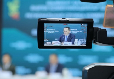 ШЫМКЕНТ: ​ӘЛ-ФАРАБИ МЕН АБАЙ АУДАНДАРЫНДА ЖАҢА ЖЫЛҒА АРНАЛҒАН МЕРЕКЕЛІК КӨРІНІСТІ ҚАЛЫПТАСТЫРУ ЖҰМЫСТАРЫ ІСКЕ АСАДЫ