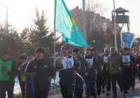 ​Шымкентте мыңға жуық әскери қызметшілер Наурызнама онкүндігі аясында өткен бұқаралық жүгіруге қатысты