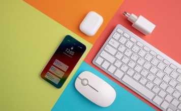 ​Смартфонға пернетақтаны жалғап, шағын ноутбукқа айналдыруға болады