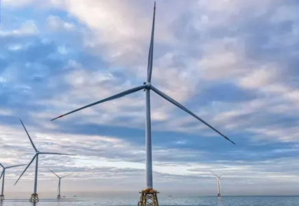 Қытай әлемде алғаш болып теңіз бетіне жел турбинасын орнатты