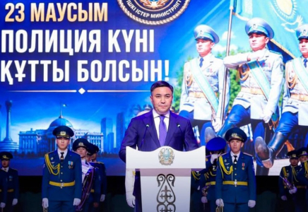 ​ШЫМКЕНТТЕ ПОЛИЦИЯ КҮНІНЕ АРНАЛҒАН САЛТАНАТТЫ ІС-ШАРА ӨТТІ