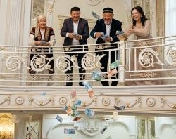 Тойда ТЕҢГЕ ШАШУ – дархандық па, даңғойлық па?