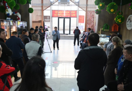 ​ШЫМКЕНТТЕ КОНСТИТУЦИЯЛЫҚ РЕФОРМА ЖОБАСЫ ТҮСІНДІРІЛДІ