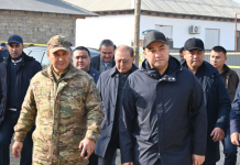 ТҮРКІСТАН: Облыс әкімі Жетісайға барып, қара жамылған отбасыларға көңіл айтты