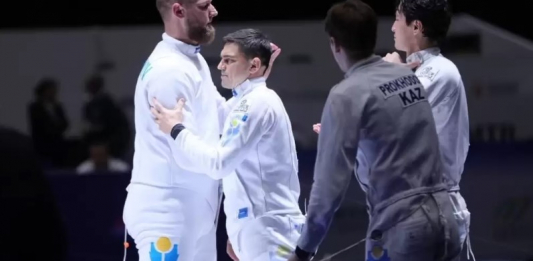 Тарихи медаль! Қазақстандық семсерлесушілер әлем чемпионатында алтын жүлде жеңіп алды