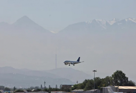 Қазақстанда ұшақтарда интернетті сынақтан өткізу басталады