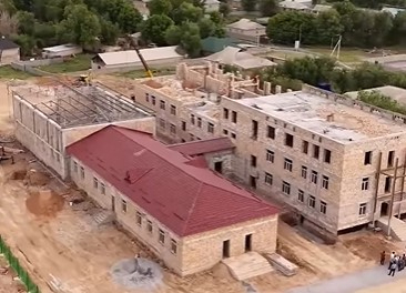 Шымкентте тұрғын үй, әлеуметтік және жол инфрақұрылымын дамыту жұмыстары жалғасуда