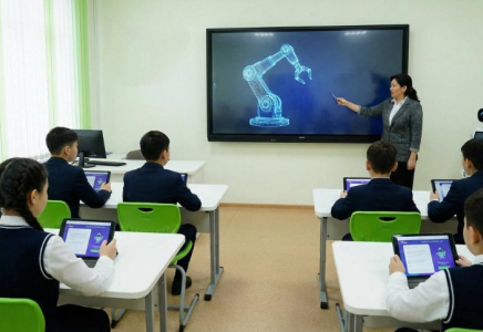 Қазақстан білім беру саласында жасанды интеллектіні этикалық қолданудың ұлттық моделін қалыптастыруда