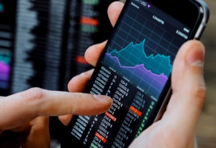 ​Абайлаңыз: жалған брокерлер азаматтарды дропперлікке тартуда